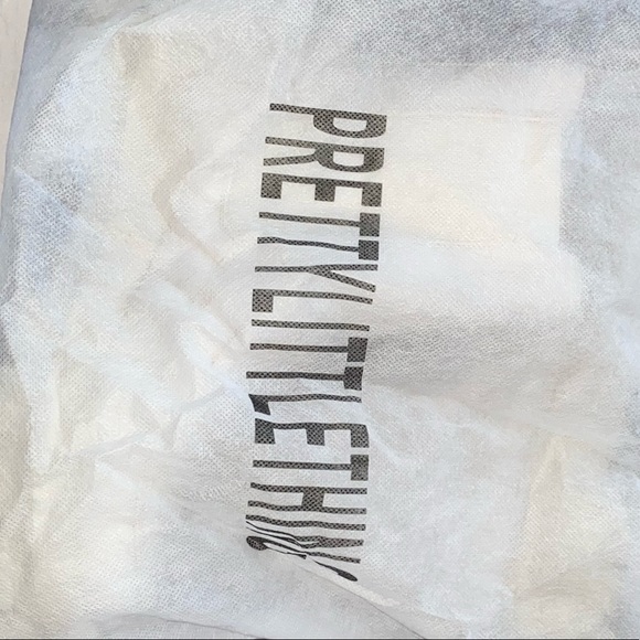 Cream Pu Croc Chunky Sole Chelsea Ankle Boots - Picture 7 of 9